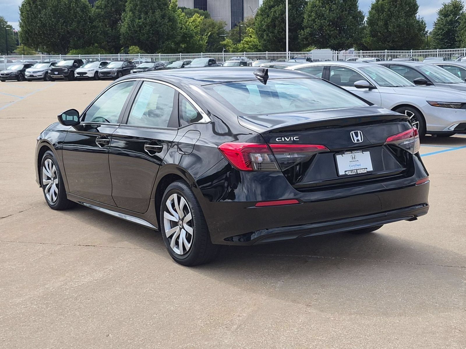 2024 Honda Civic LX - Photo 9