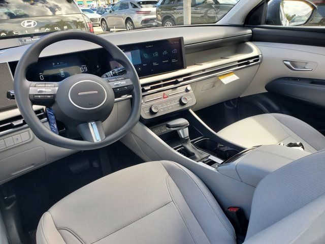 New 2026 Black Hyundai SE FWD image 9