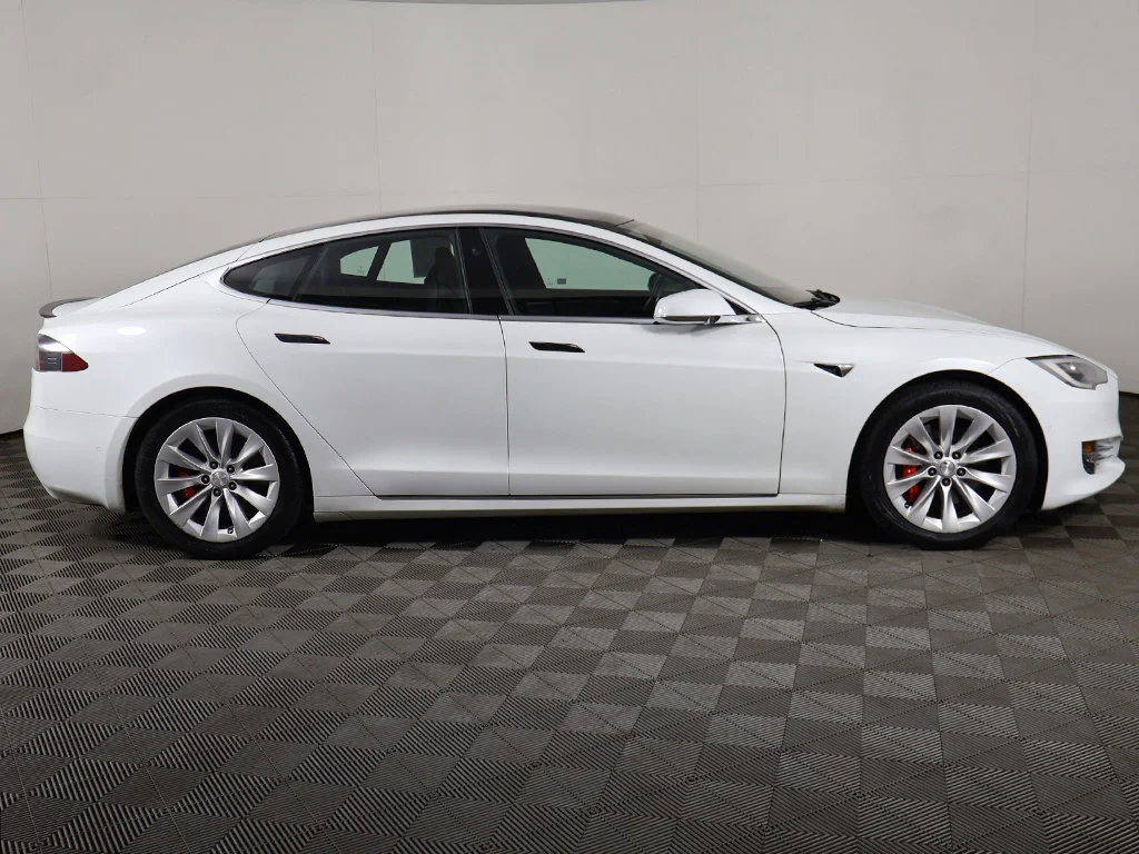 Used 2019 Pearl White Multi-Coat Tesla Performance image 17