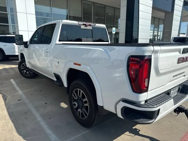 Used 2022 Summit White GMC AT4 image 4