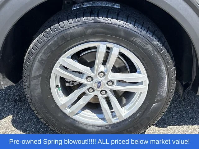Used 2023 Gray Ford XLT image 10