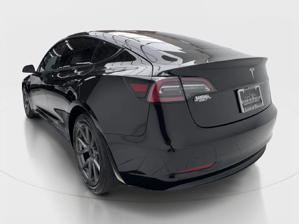 Used 2022 Black Tesla Base image 8