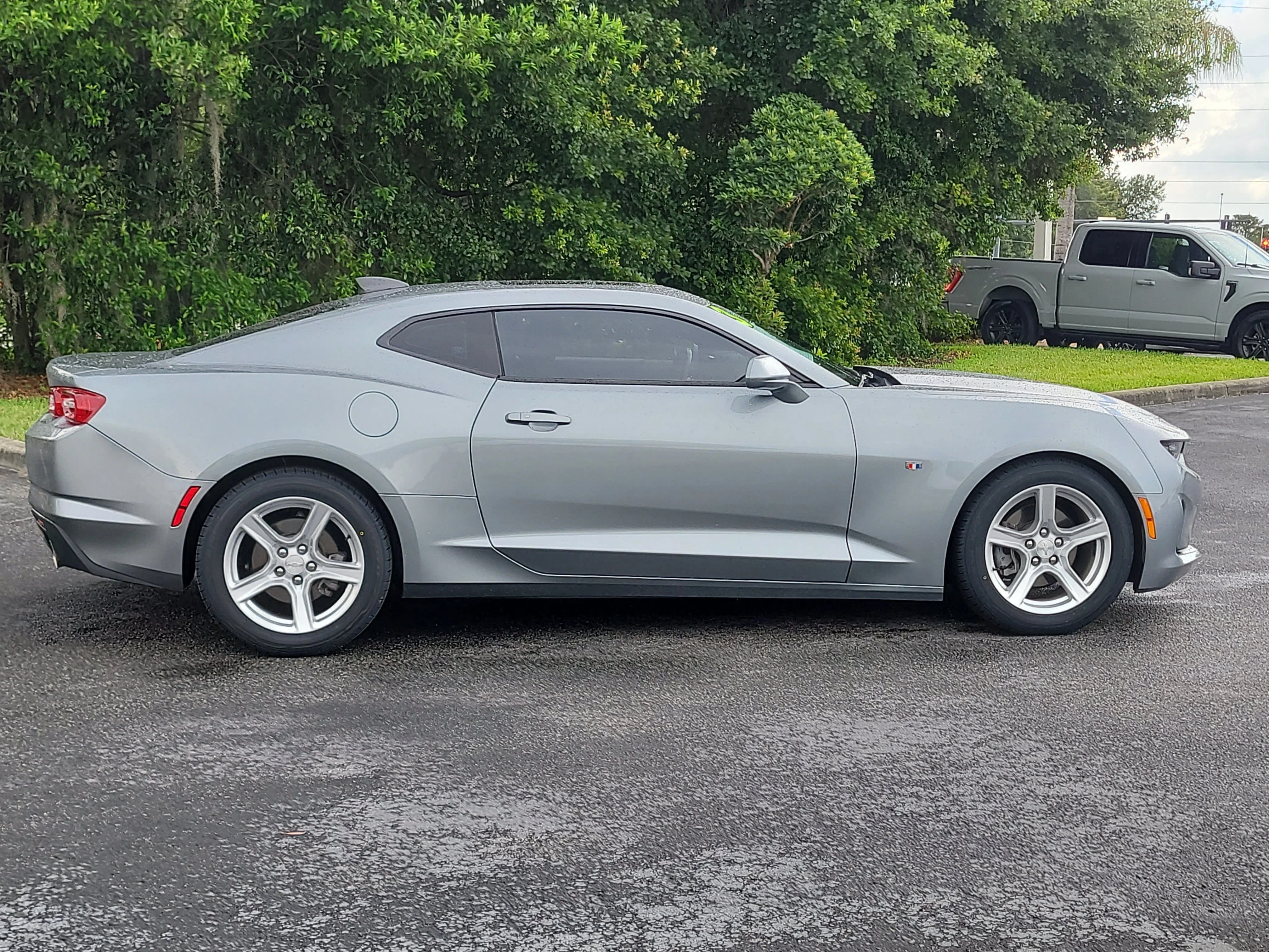 Used 2023 Sharkskin Metallic Chevrolet 1LT image 7