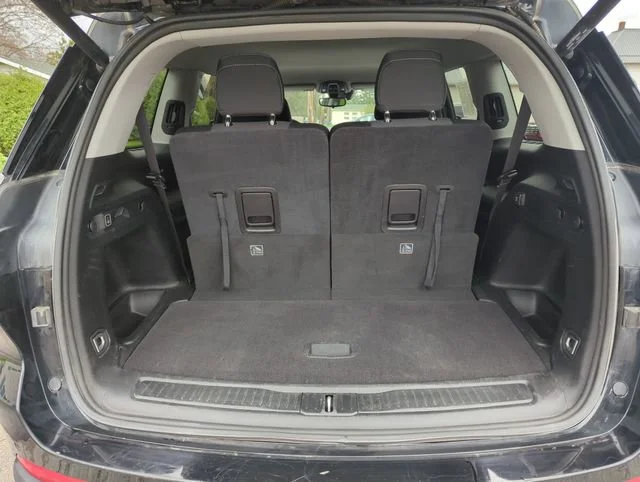 Used 2023 Black Jeep Laredo 4x4 image 5