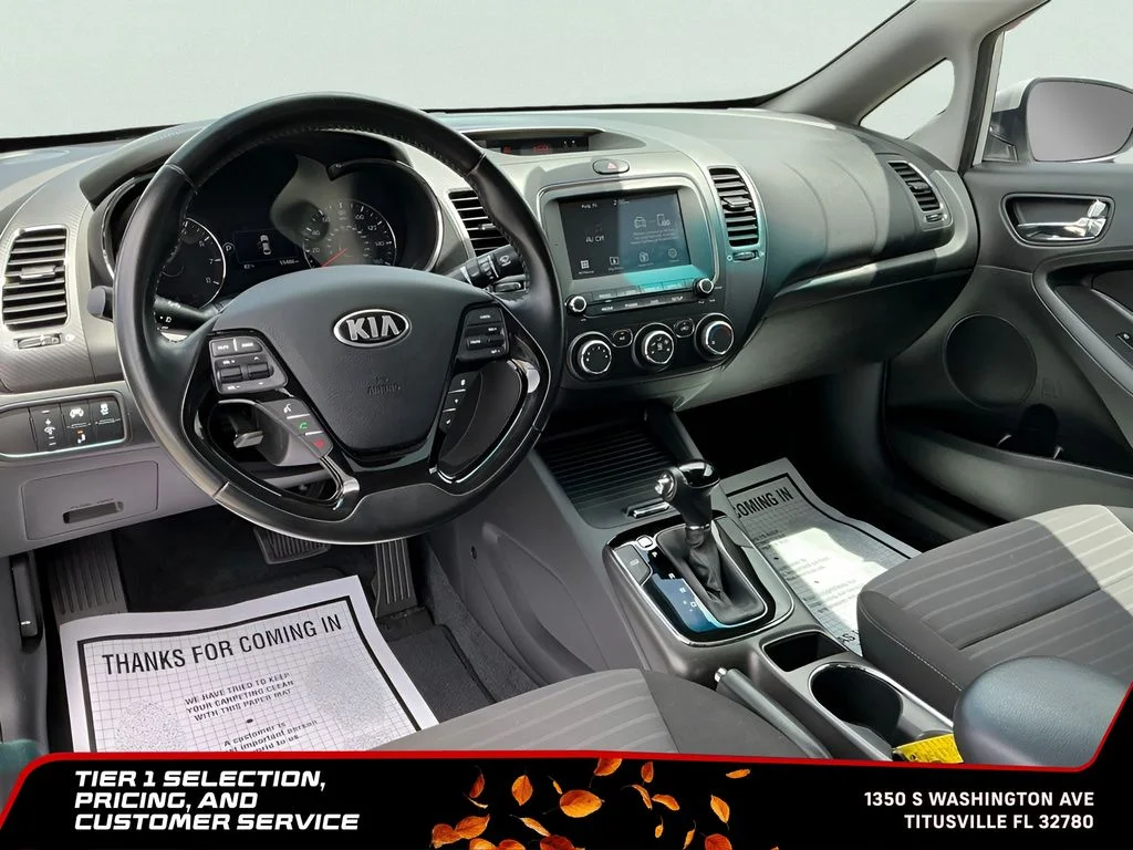 Used 2017 White Kia S image 28
