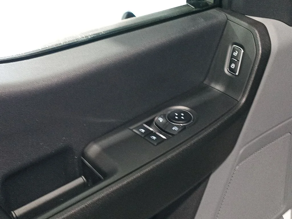 Used 2024 White Ford XL image 17