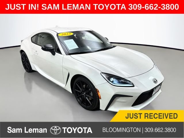Used 2023 White Toyota Premium image 1