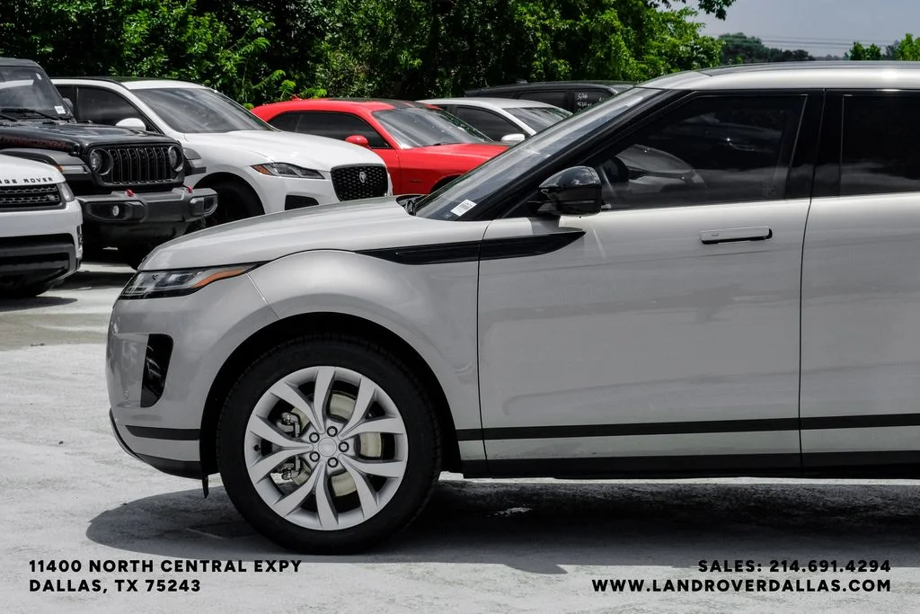 Certified Used 2022 Silver Land Rover SE image 14