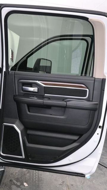 Used 2024 White Ram Laramie image 11