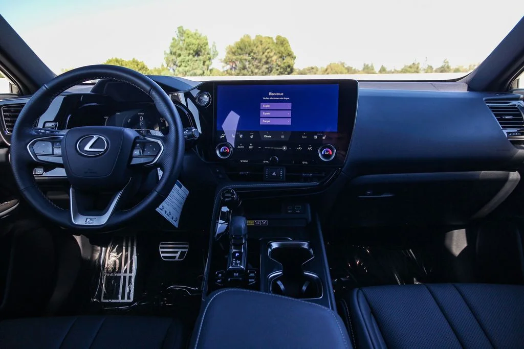 2026 Lexus NX 450h+ F-Sport - Photo 12