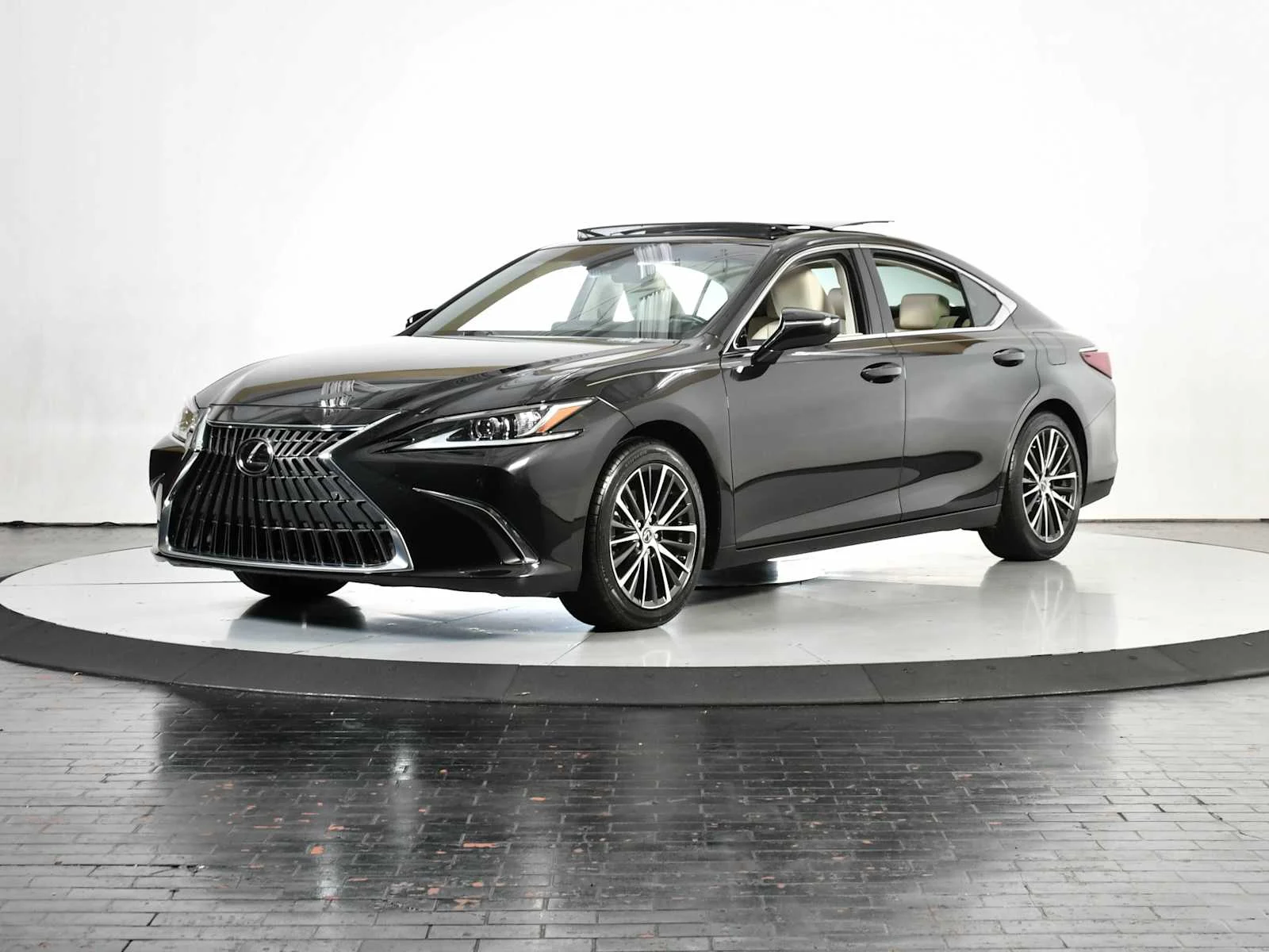 2022 Lexus ES 350 350's photo