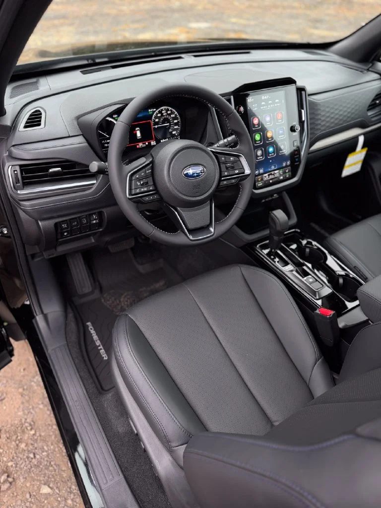New 2026 CRYSTAL BLACK SILICA Subaru Limited Hybrid image 30
