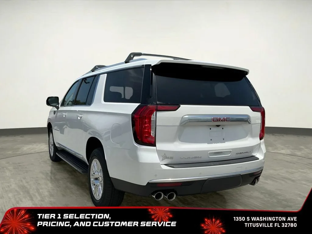 Used 2024 White Frost Tricoat GMC Denali image 5