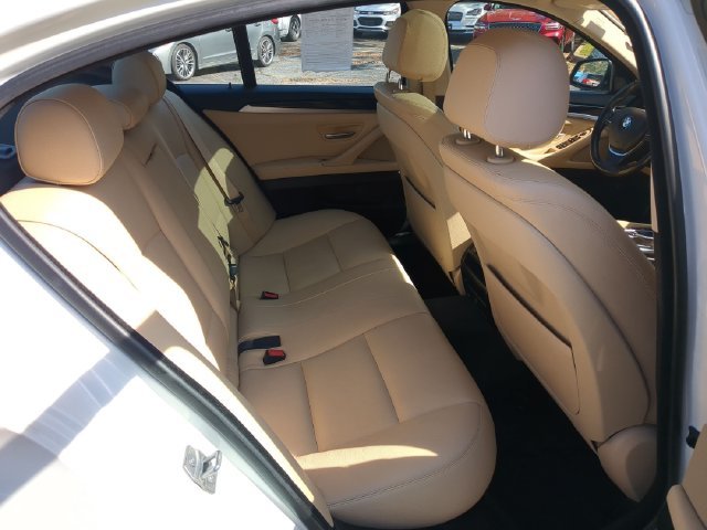 Used 2016 White BMW 535i xDrive image 32