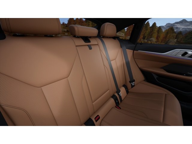 New 2026 Mineral White Metallic BMW M440i image 12