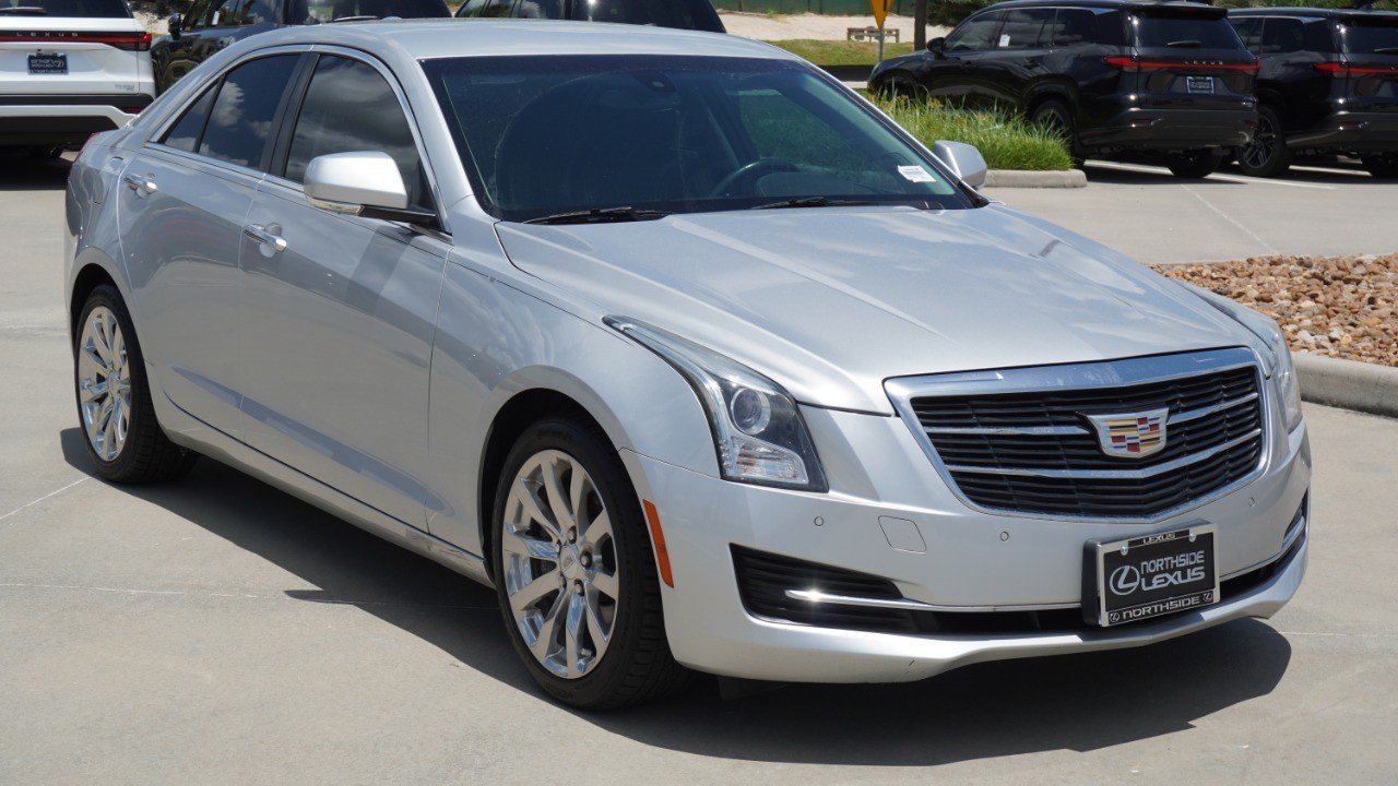 Used 2018 Silver Cadillac Luxury RWD image 3