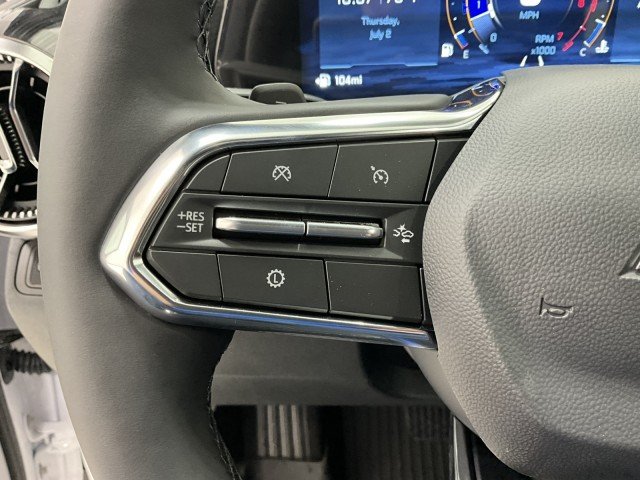 New 2027 Summit White Chevrolet LT image 27