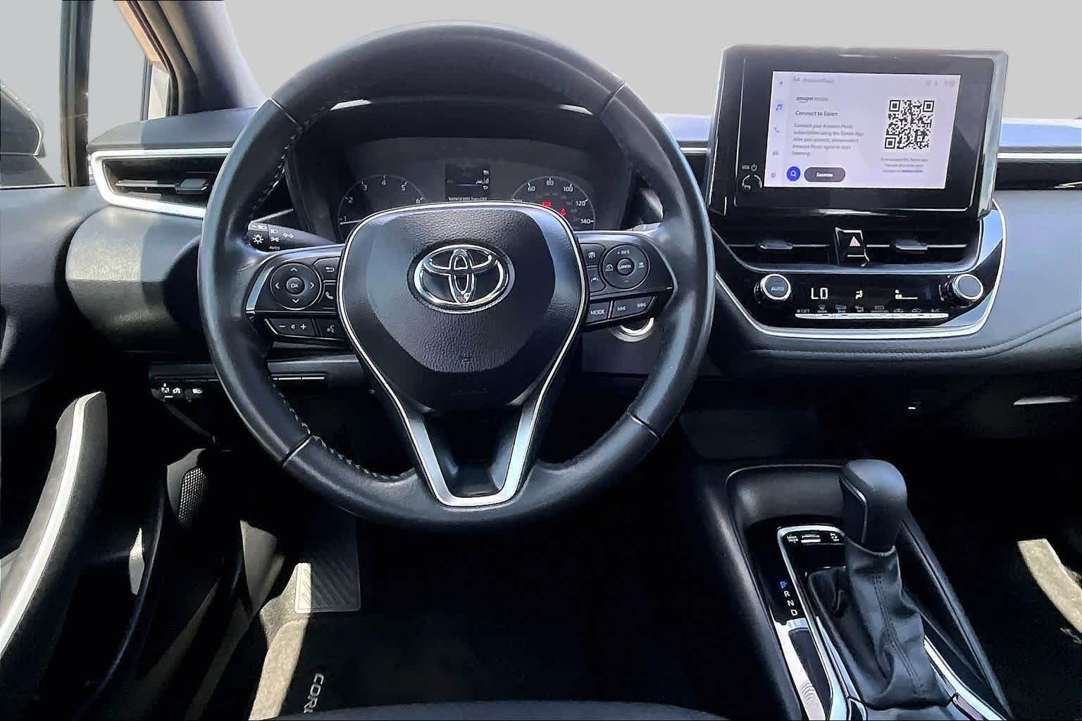 Used 2025 Classic Silver Metallic Toyota SE image 6