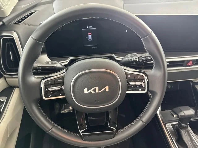 Used 2024 Red Kia S image 25