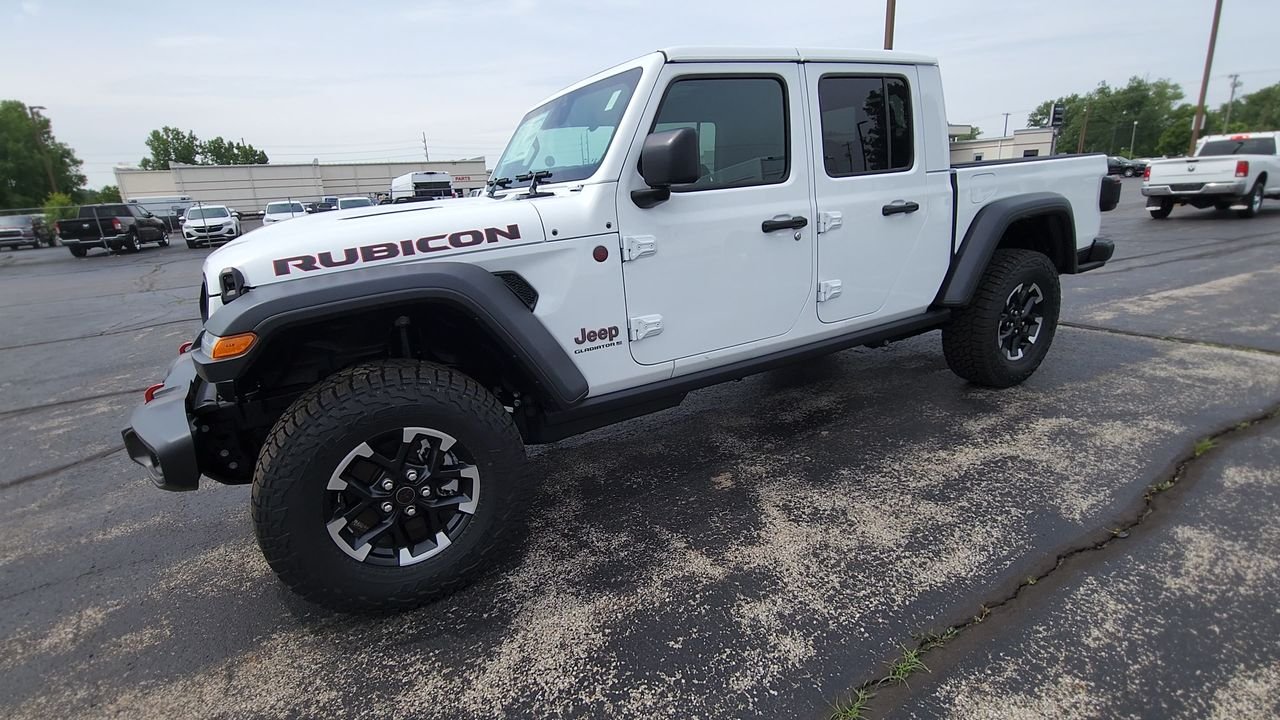 New 2026 White Jeep Rubicon image 4