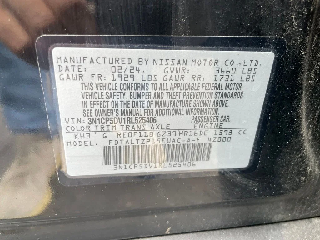 Used 2024 Super Black Nissan SR image 32