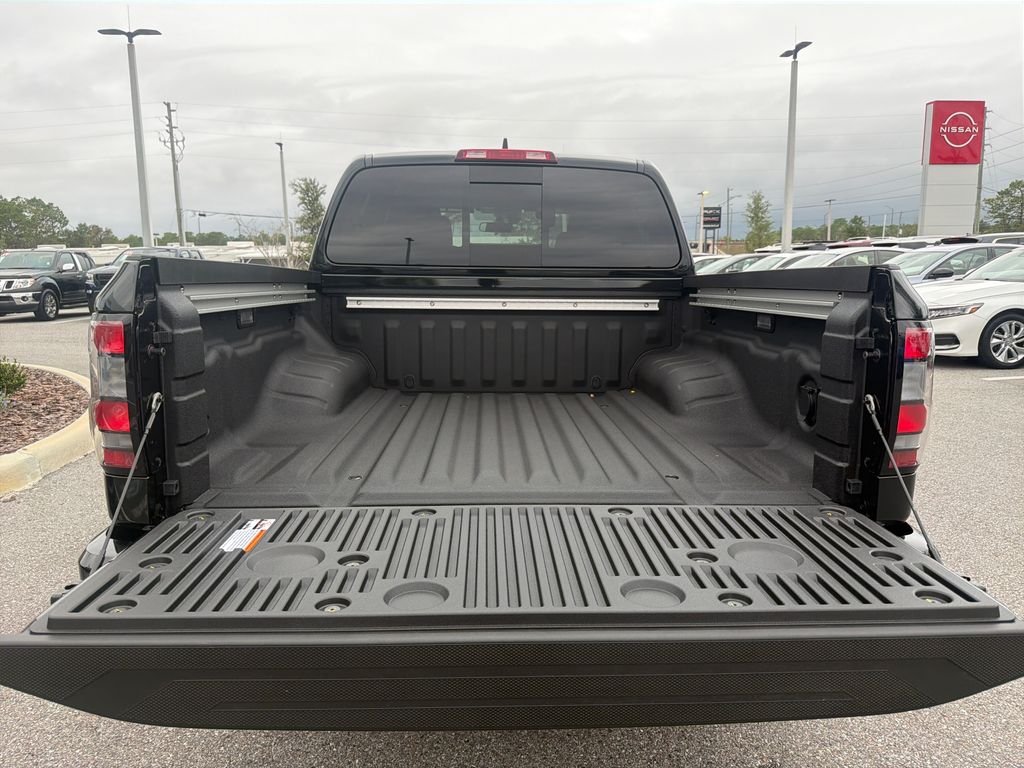 New 2026 Nissan Frontier PRO-4X 4D Crew Cab