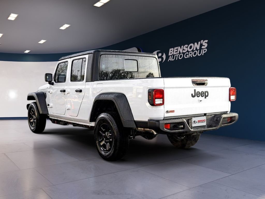 New 2026 Bright White Clear-Coat Exterior Paint Jeep Sport image 5