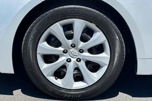 Certified Used 2023 Silver Toyota LE image 29