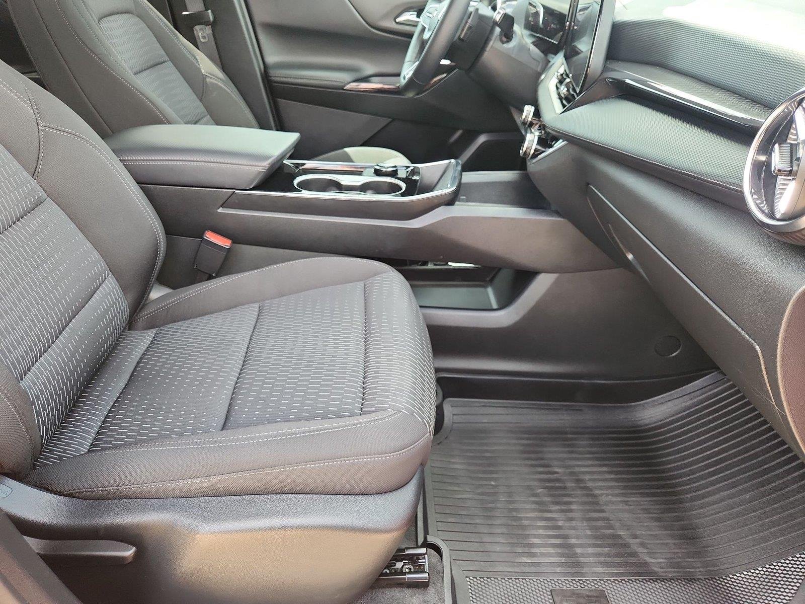 2026 Chevrolet Equinox LT - Photo 27