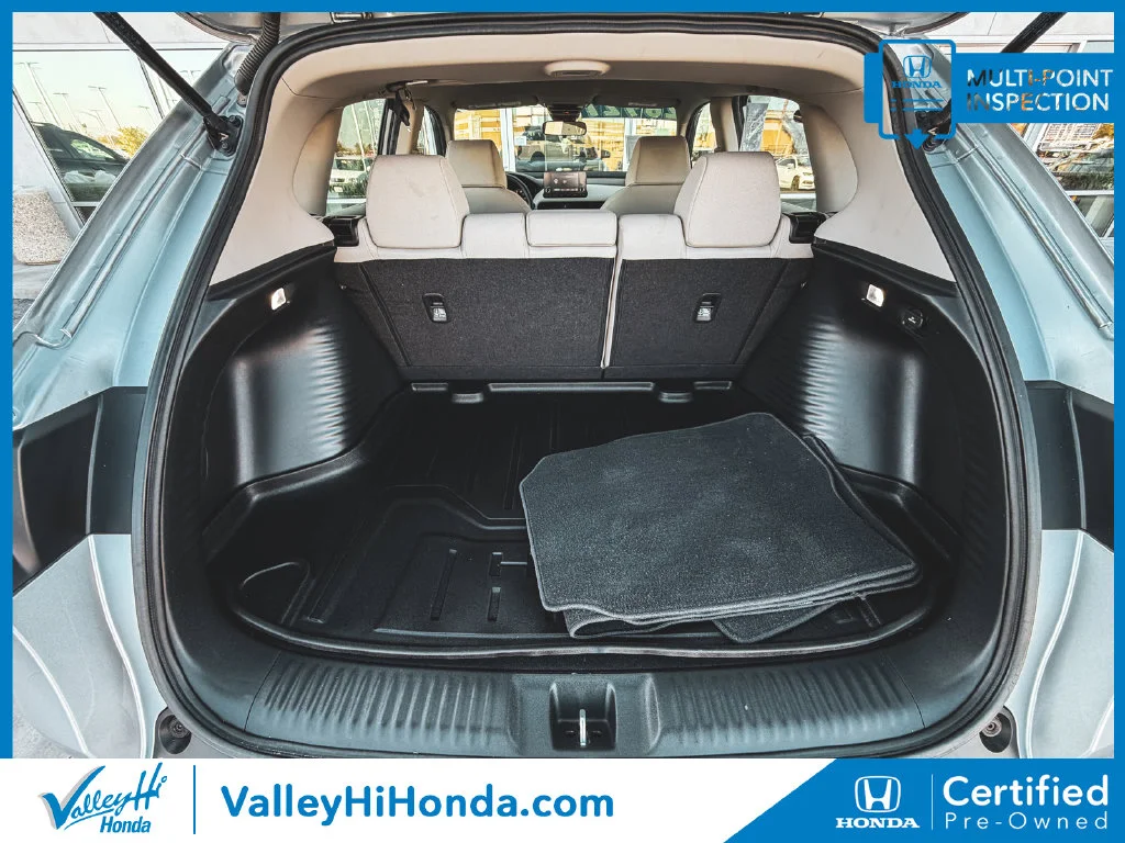 Certified Used 2025 Lunar Silver Metallic Honda AWD LX image 20
