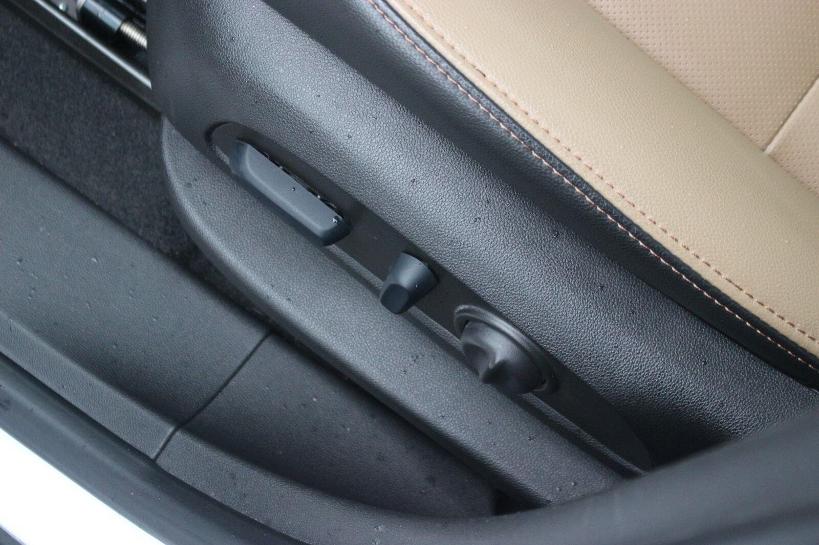 Used 2023 Iridescent Pearl Tricoat Chevrolet Premier image 18
