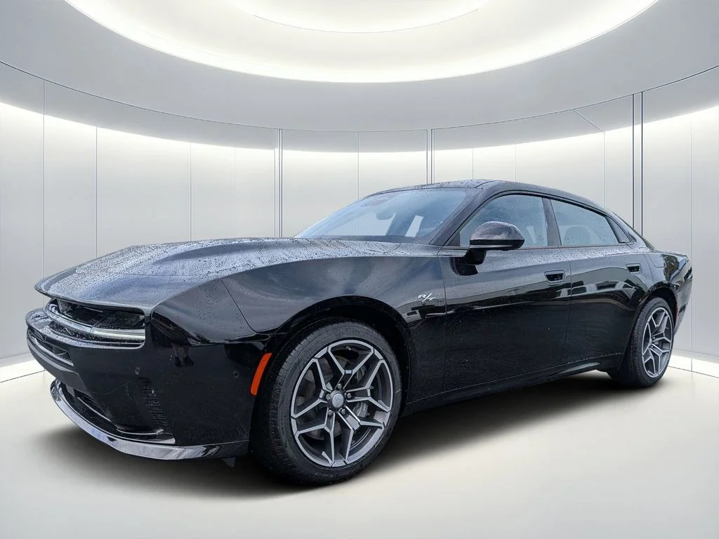 New 2026 Diamond Black Crystal Pearlcoat Dodge R/T image 8