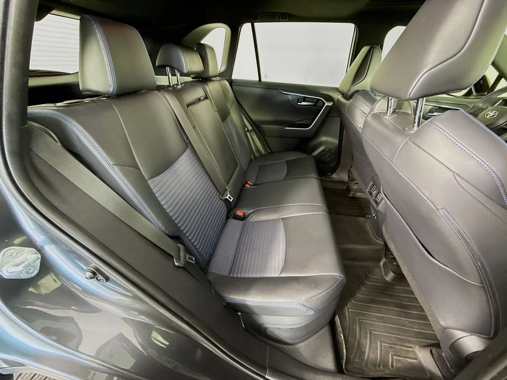 Used 2019 Magnetic Gray Metallic Toyota XSE image 28
