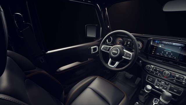 New 2026 Black Clear-Coat Exterior Paint Jeep Sahara image 20