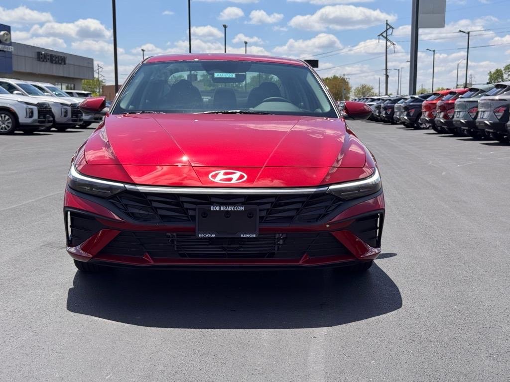 2025 Hyundai Elantra Blue - Photo 15