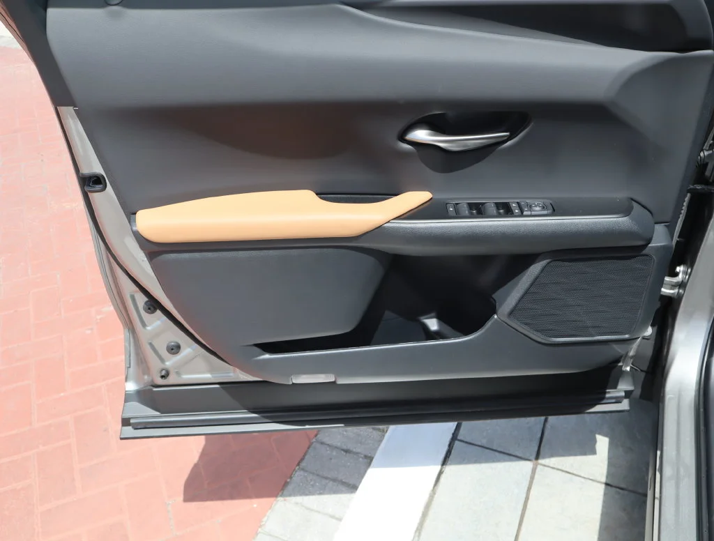 New 2026  Lexus 300h image 23