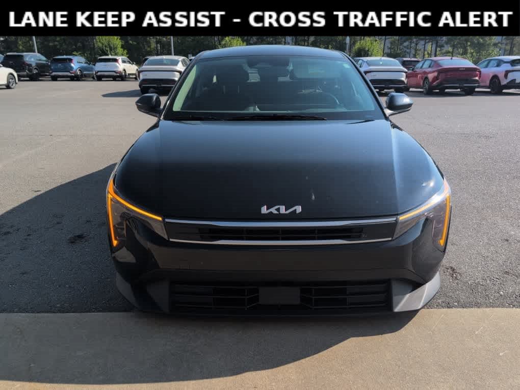 Used 2025 Aurora Black Pearl Kia LXS image 2