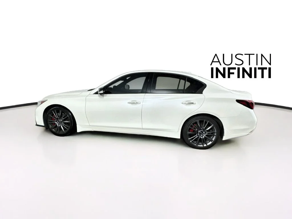 Certified Used 2023 White INFINITI Red Sport 400 image 6