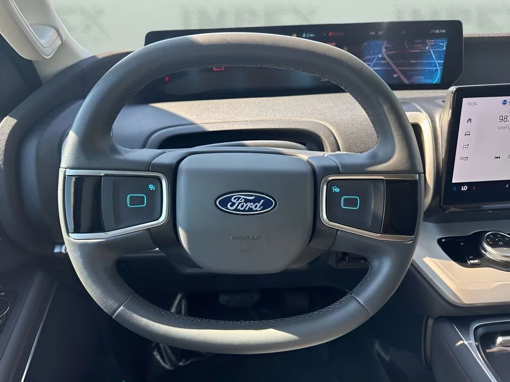 Used 2025 White Ford Active image 14