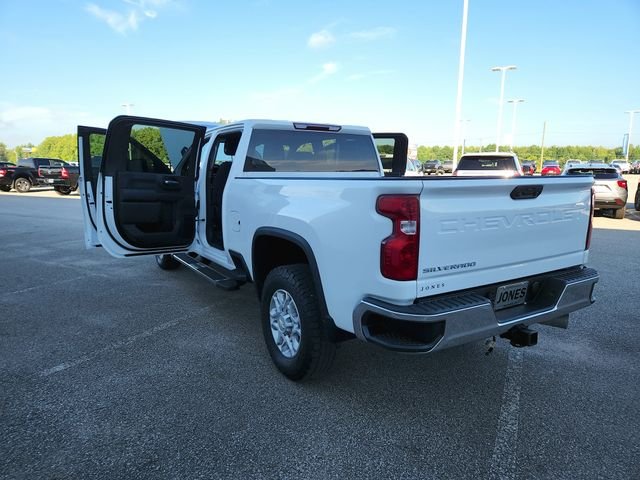 Used 2023 White Chevrolet LT image 16