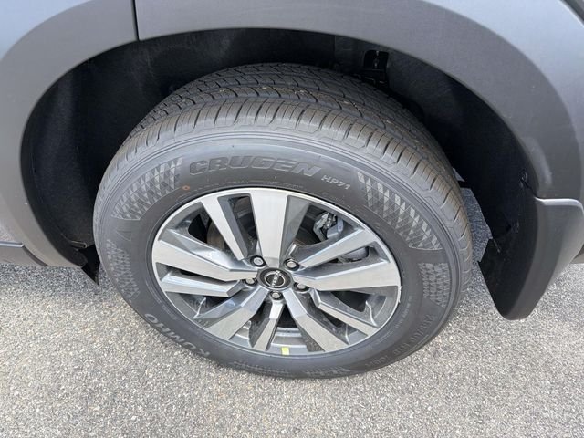New 2026 Gray Nissan SL image 8