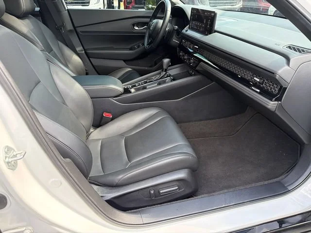 Used 2023 White Honda Sport-L image 13