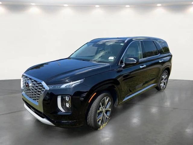 Used 2021 Black Hyundai Limited image 2