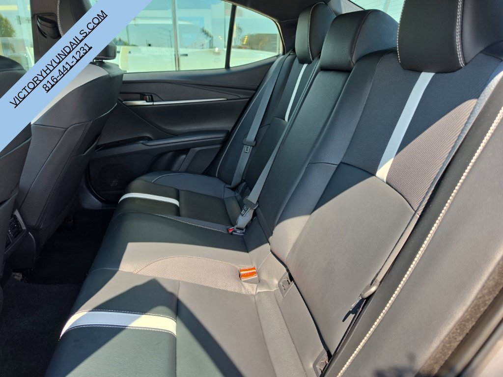 Used 2025  Toyota SE image 26