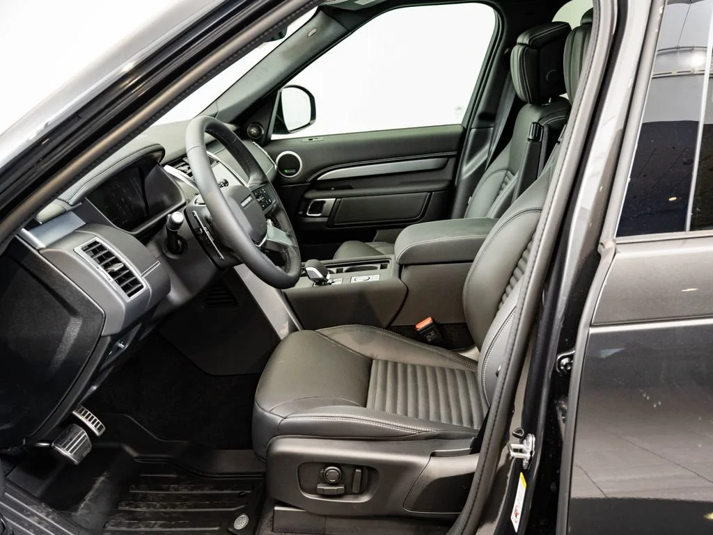 New 2026 Carpathian Gray Premium Metallic Land Rover Gemini Edition image 23