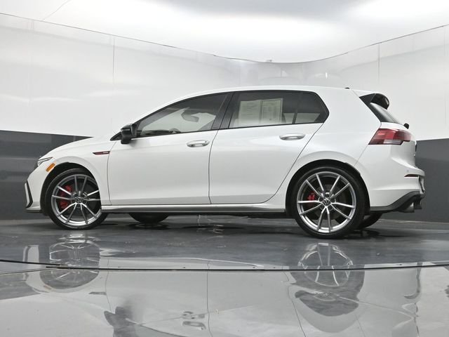 Used 2024 White Volkswagen S image 30