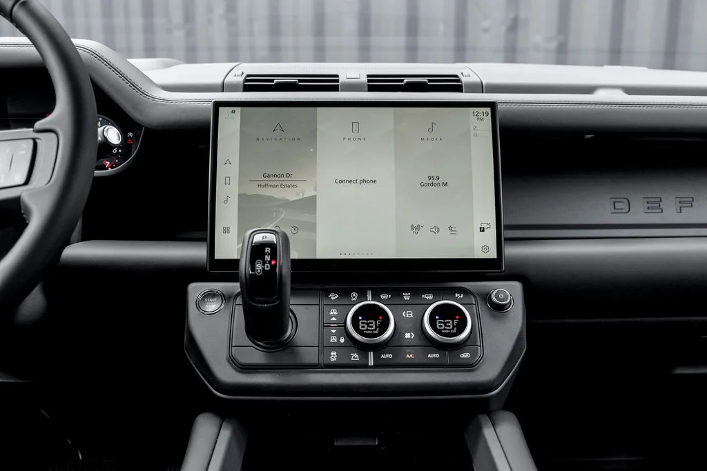 New 2026 Santorini Black Land Rover S image 20