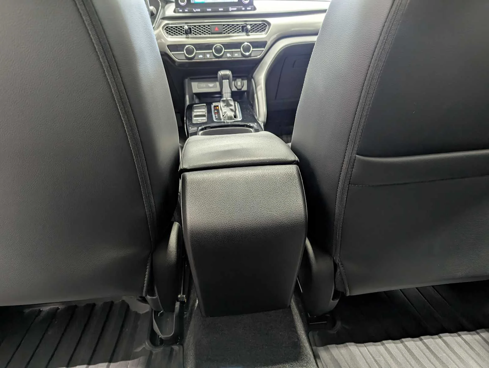 Used 2025 Liquid Carbon Metallic Acura  image 21