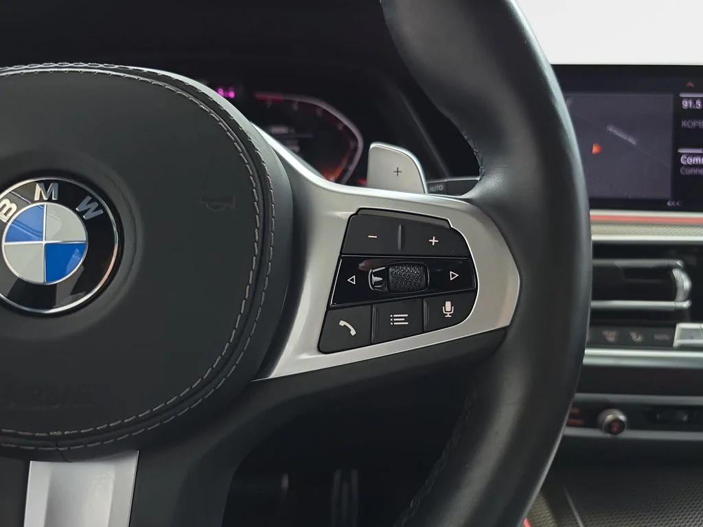 Used 2020 Black Sapphire Metallic BMW xDrive40i image 21