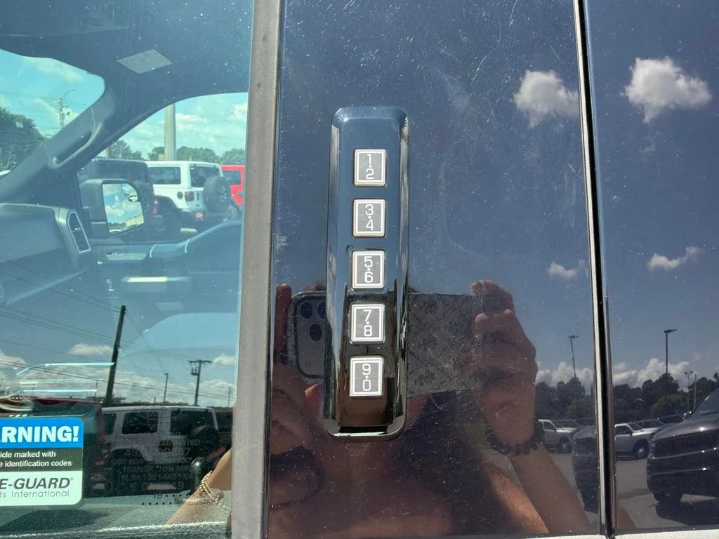 Used 2019 White Ford XLT image 26